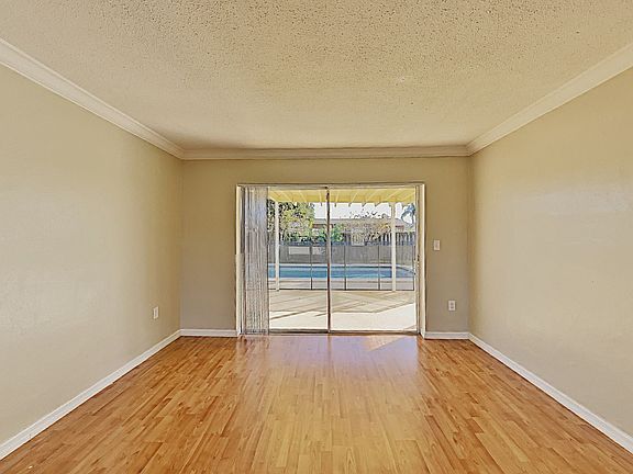 4th image of 8510 NW 25th Ct