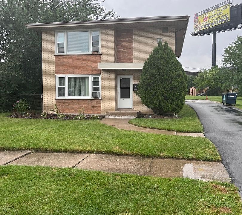 2nd image of 11015 S Lloyd Dr