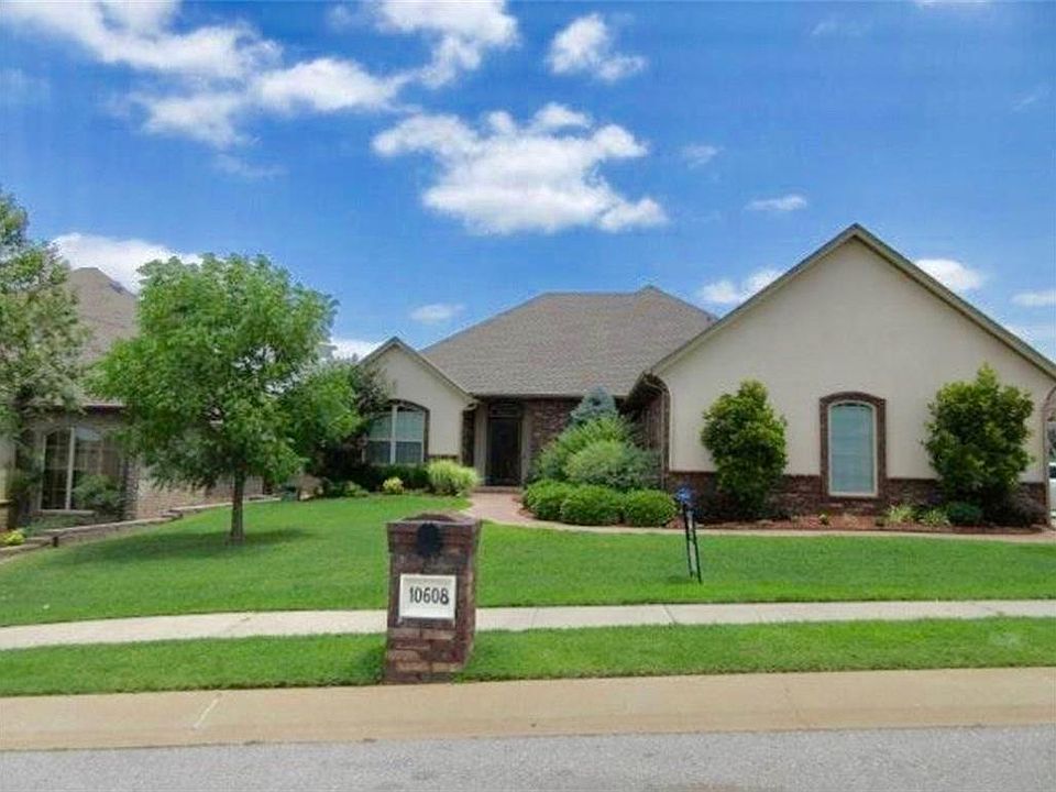 1st image of 10608 Timber Oak Dr