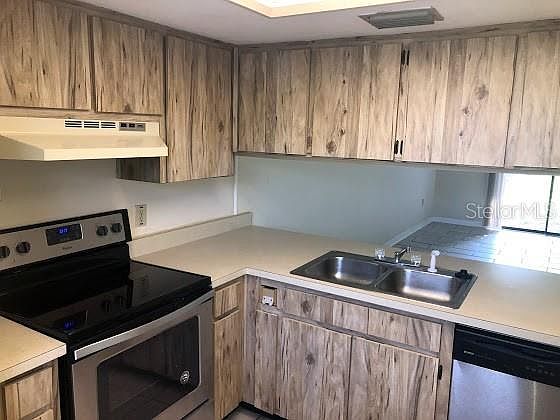 2nd image of 5046 Terrace Palms Cir Unit 101