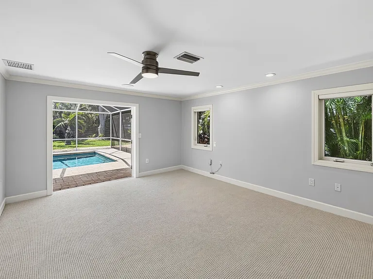 606 Owl Way — Photo 12