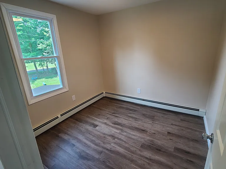 26 Main St #1 — Photo 2