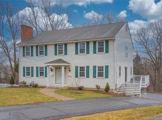 73 Linden St, Glastonbury, CT 06033