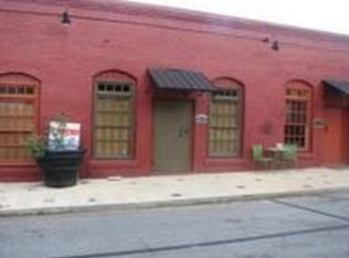 18 Cherry St, Hampton, GA 30228