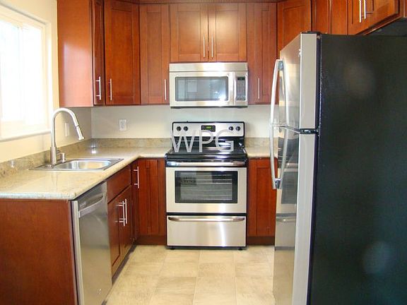 2nd image of 550 Mariposa Ave APT 5