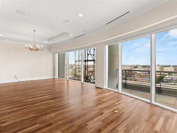 5th image of 625 Saint Charles Ave #Phd