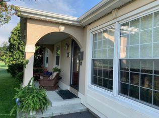 110 Billy Ln, Taylor, PA 18517