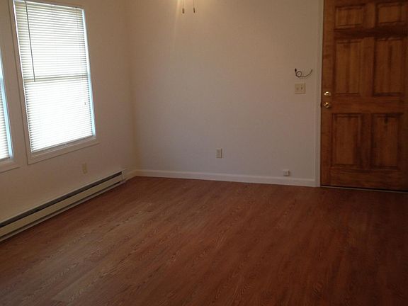 2nd image of 1381 Leisure Ln APT 85