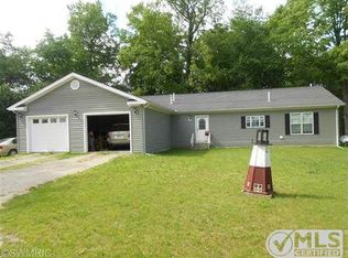 1010 Jonesville Rd, Quincy, MI 49082