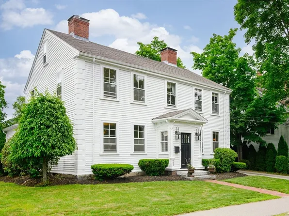 651 Main St, Hingham, MA 02043