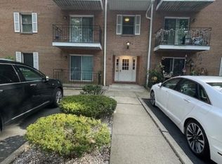 22 John St APT 3D, Bloomfield, NJ 07003