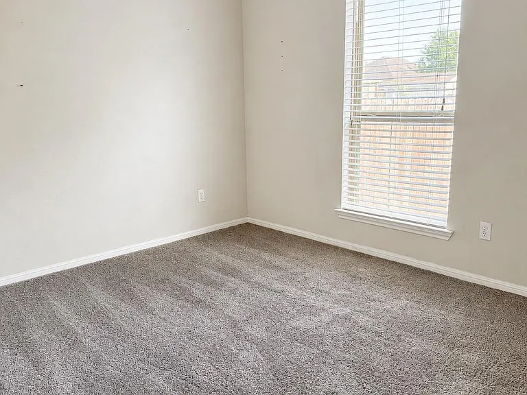 187 Chering Dr — Photo 14