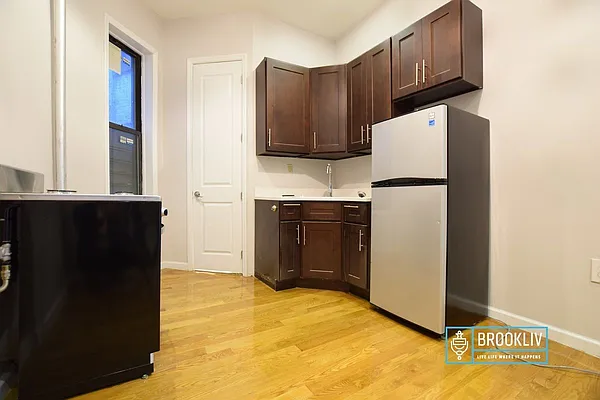 Rented by null | media 12