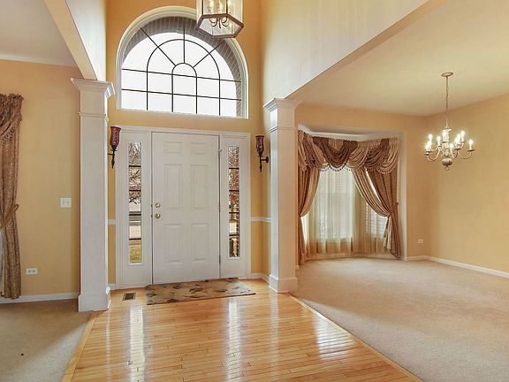 3rd image of 1008 Red Tail Cir