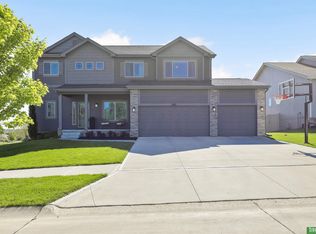 7321 N 163rd St, Bennington, NE 68007