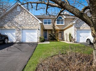 2277 Orchard Hill Cir, Warrington, PA 18976