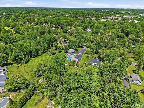 5th image of 327-329 S Ellicott Creek Rd