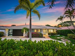 1120 Singer Dr, Riviera Beach, FL 33404