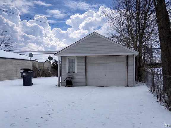 2nd image of 5251 Neff Ave