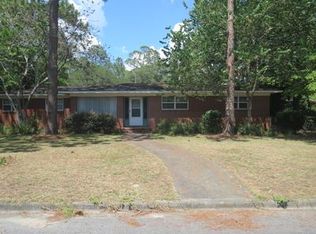 136 W Magnolia St, Jesup, GA 31545