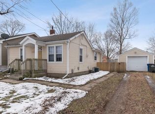 2114 E 41st St, Des Moines, IA 50317