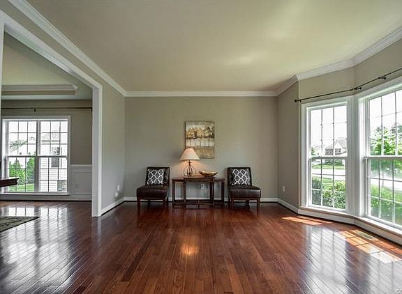 5th image of 5904 Ketterley Row