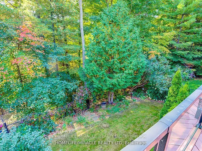 905 Alanbury Cres — Photo 4