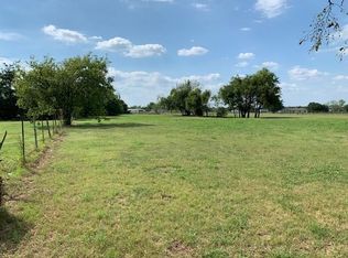 8409 Whispering Meadows Rd, Joshua, TX 76058