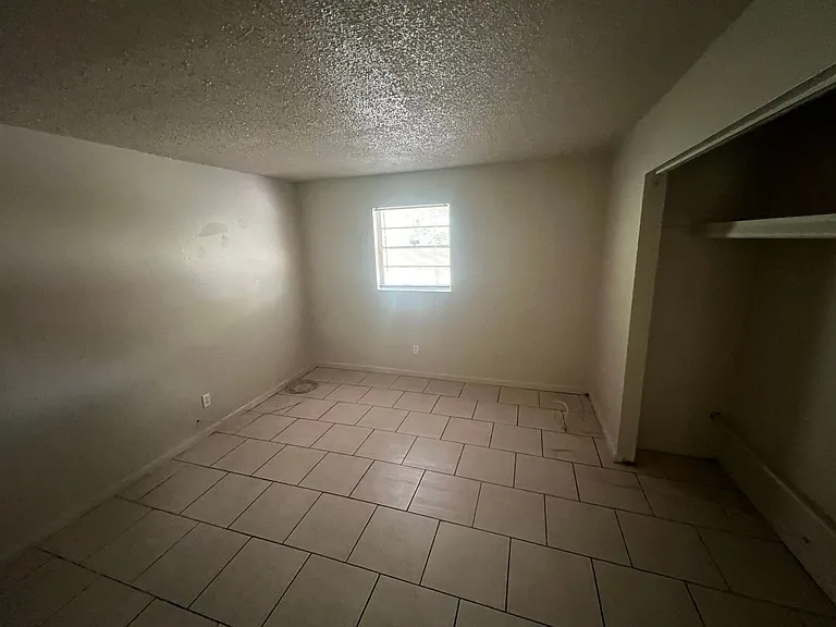 3150 Economy St — Photo 7
