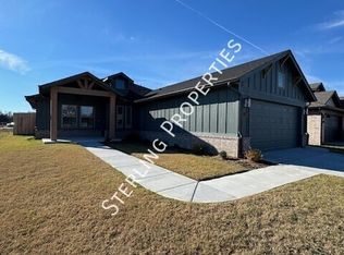 20110 Woodrock St, Harrah, OK 73045