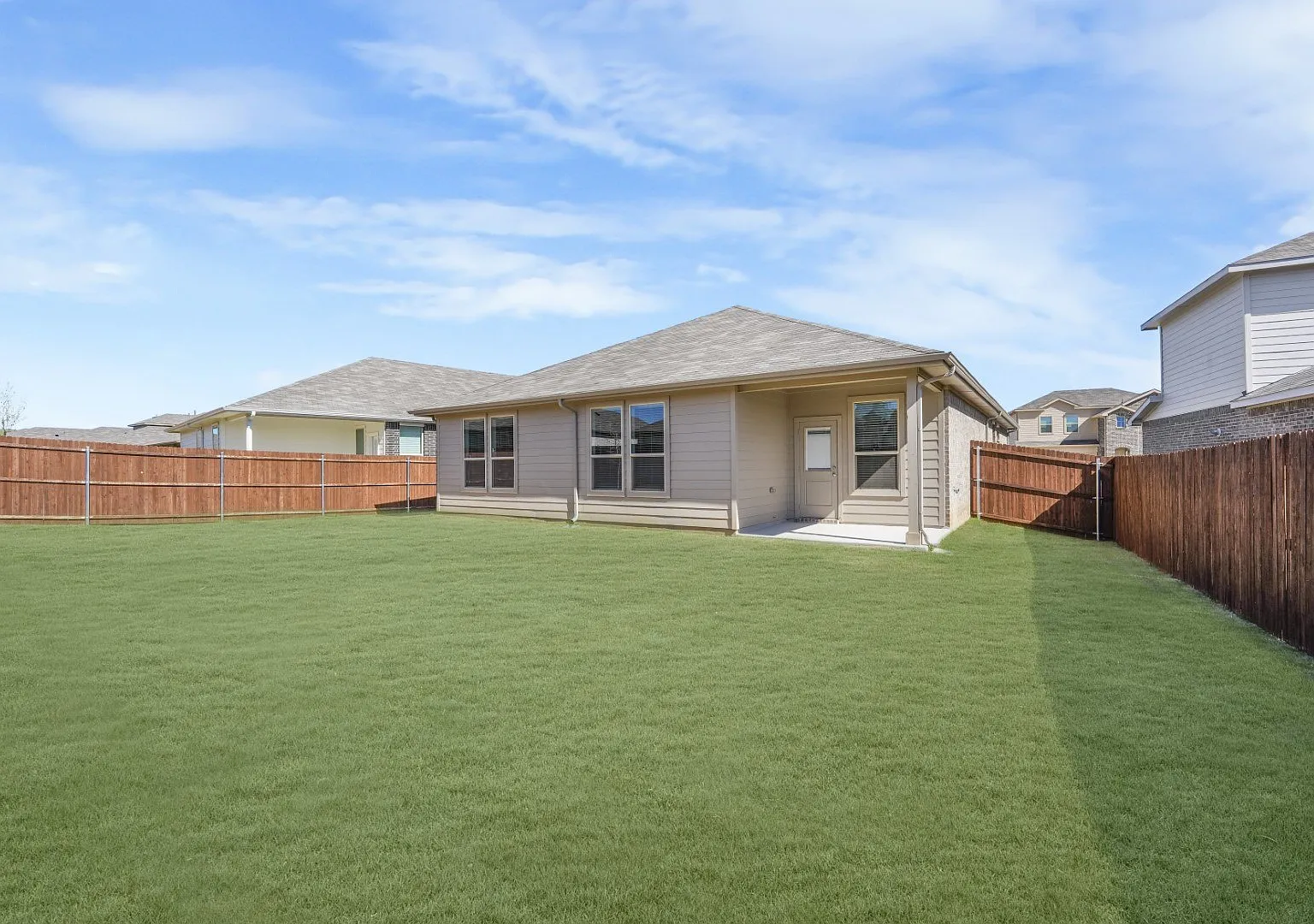 198 Bay Meadows Lane — Photo 2