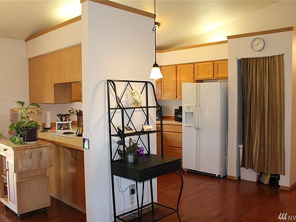 4th image of 15629 Parkview Dr SE