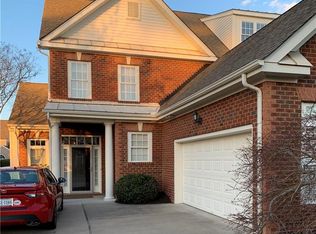 3488 Manor Grove Cir, Glen Allen, VA 23059