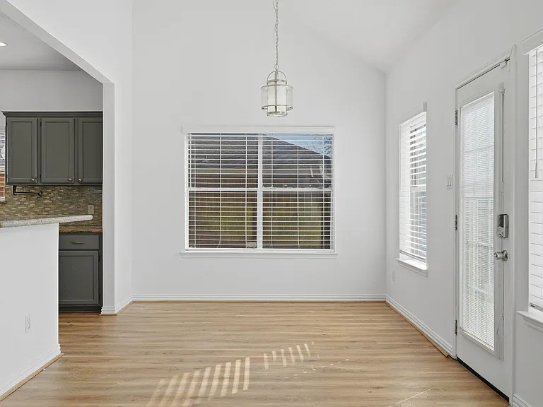 2910 Cocona Ln — Photo 16