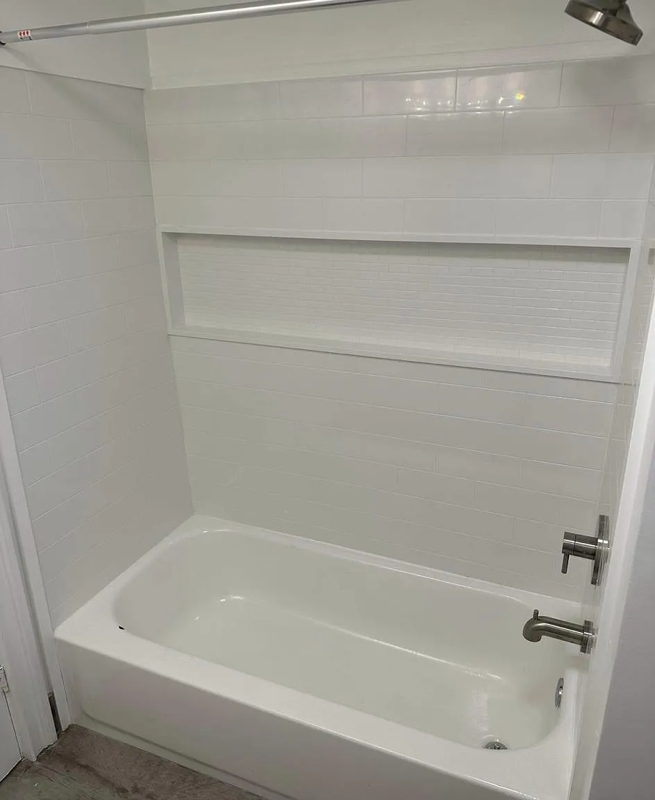 1619 S Park Ave — Photo 1