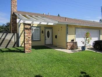 1st image of 11877 Gonsalves St