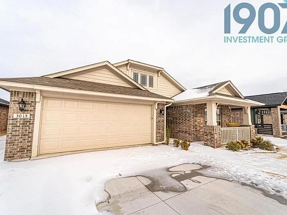 3rd image of 3015 Montane Dr