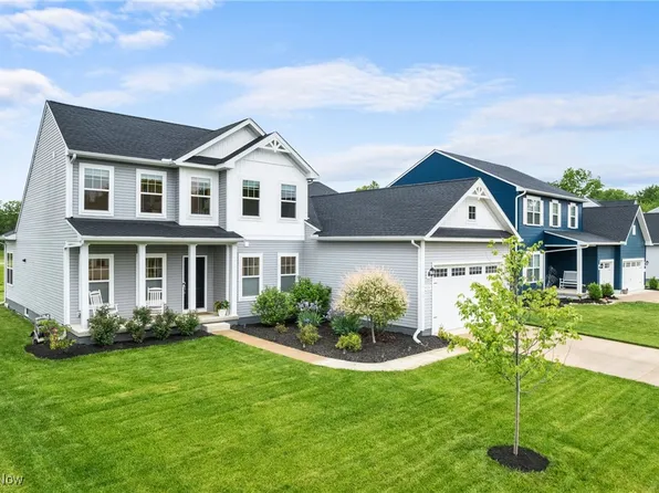 8124 Ashford Cir, North Ridgeville, OH 44039