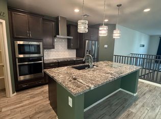 1688 E Hampton Ln, Gilbert, AZ 85295