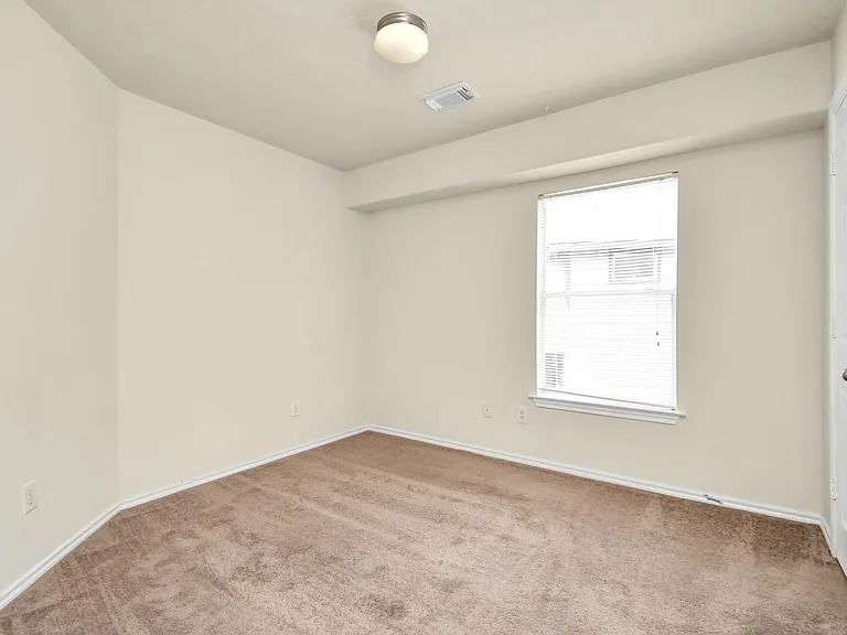 139 Benedict Canyon Loop — Photo 15