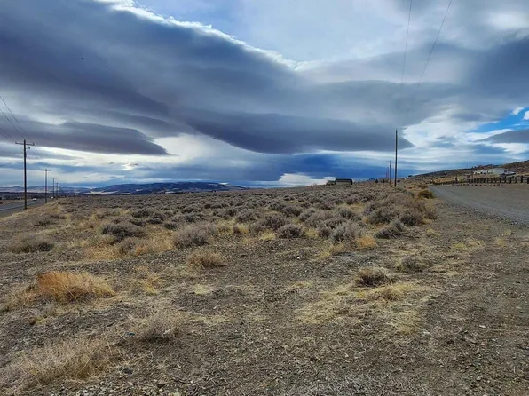 2195 Ramsey Cutoff, Silver Springs, NV 89429