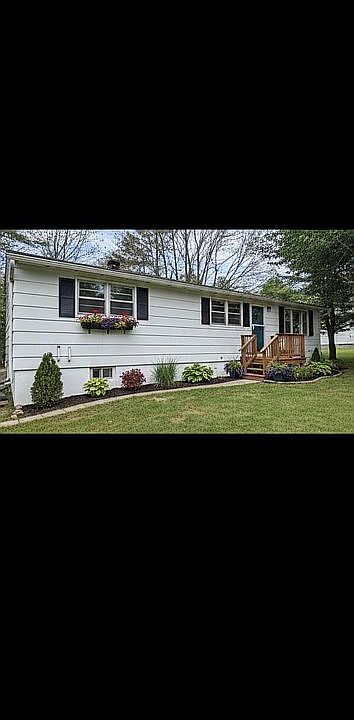 1st image of 26 Old County Rd