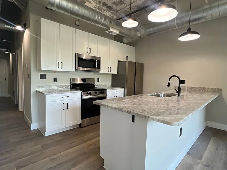 119 E Princess Anne Rd — Photo 139