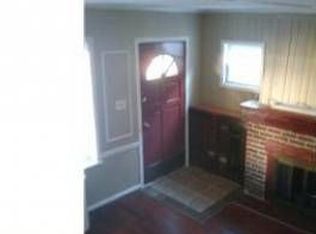 7018 Gillespie St, Philadelphia, PA 19135