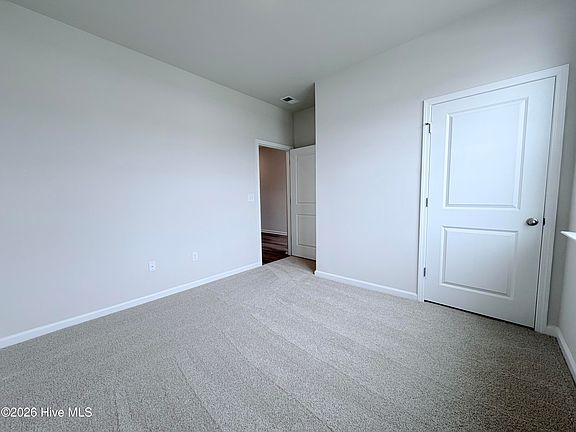 5th image of 270 Ridley Street