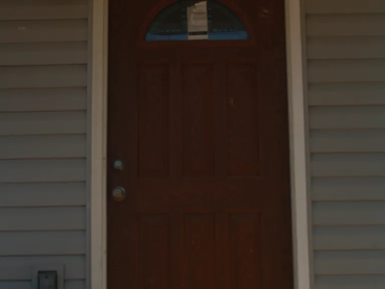 7918 Lloyd Ave — Photo 4