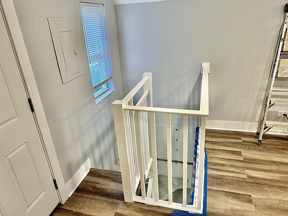 3rd image of 4521 S Honore St #10953598