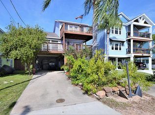 838 Grove Rd, Clear Lake Shores, TX 77565