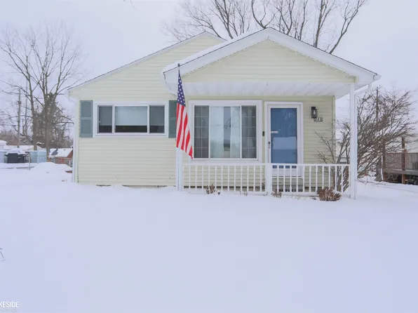 223 Fairgrove St, Romeo, MI 48065