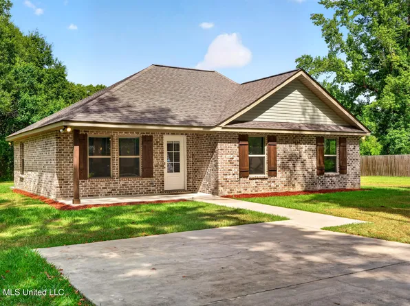 916 Central Ave, Picayune, MS 39466